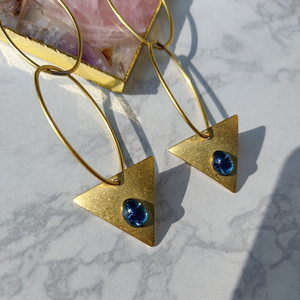 Witchcraft amulet earrings(Sapphire)