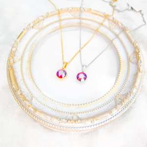 ＊シンプルなまるいスワロフスキーネックレス　ライトシャム シマー＊　金具の色が選べます
