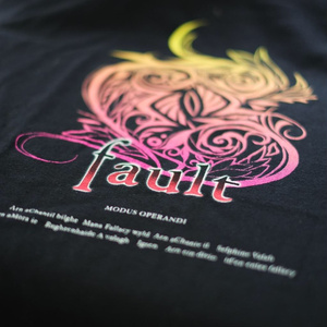 fault ロゴTシャツ