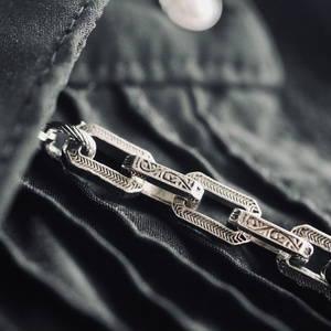 【中央町戦術工芸】胸部装甲ユニット　プロトタイプ01 ブラックＬサイズ 中央町戦術工芸】胸部装甲ユニット プロトタイプ01 ブラックLサイズ