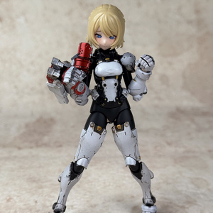 HASUKI・R.Z.】サキュバスシスター フリーデ ・完成品可動フィギュア