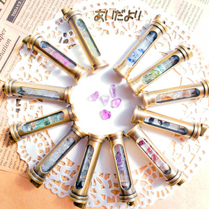鉱石採集試験管【10・11・12月】ペンダント／革紐