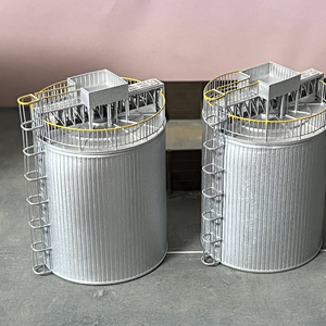 1/150 scale liquid tanks (2 pieces), pre-painted.