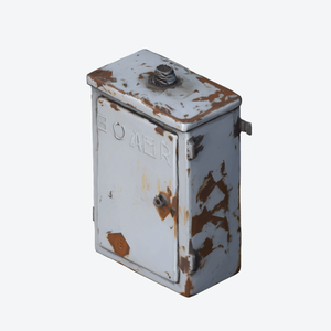 rusted_school_power_01｜錆びた学校用電源ボックス