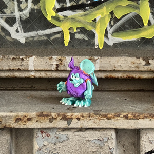 Sit Gal KICKちゃん（致死毒カラー）ソフビ - DEATHMENTAL - BOOTH