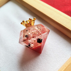 ●ブリリアントクラウン●　ツイステ　ハーツラビュル寮イメージ　アクセサリー