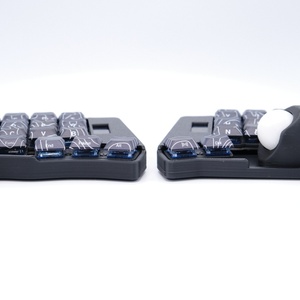 完成品】Keyball44 オーダー｜組み立て代行 - FADOTECH - BOOTH