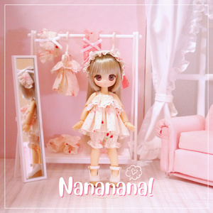 Nananana! - BOOTH