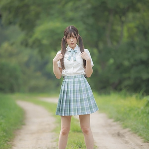 【C100新刊】ポートレート写真集「　夏眩向　」…なつくらみ…