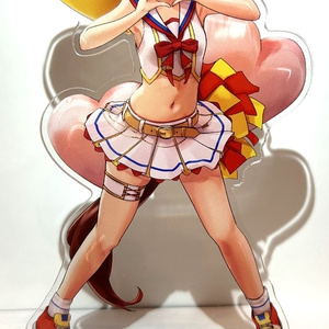 ナイスネイチャ(ウマ娘) 衣装のサイズが少しきついチアネイチャ