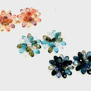 宝石ダリアのピアス【イヤリング変更可】