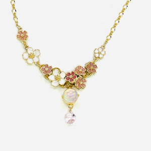 桜を夢みた人魚のネックレス【人魚のうろこ】