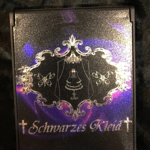 †Schwarzes Kleid† サークルエンブレム入り ミラー