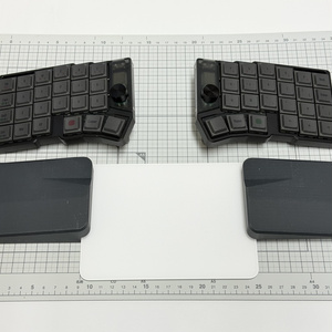 無線キーボード　Zonkey（マットホワイト）③　5月13日発送予定分 乾電池リポバッテリー両対応 無線キーボード Zonkey（マットホワイト