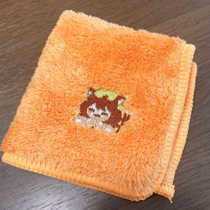 [Pre-order] Orange embroidered handkerchief
