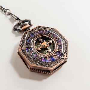 ☆蓄光懐中時計☆天体魔法使いの月の満ち欠け(蓄光オルゴナイトフロー