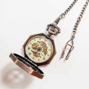 ☆蓄光懐中時計☆天体魔法使いの月の満ち欠け(蓄光オルゴナイトフロー