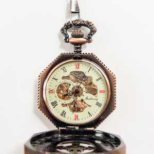 ☆蓄光懐中時計☆天体魔法使いの月の満ち欠け(蓄光オルゴナイト