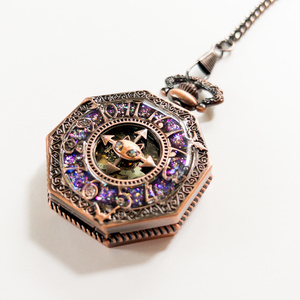 ☆蓄光懐中時計☆天体魔法使いの月の満ち欠け(蓄光オルゴナイトフロー