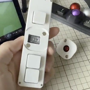 roBa 【トラックボール付きワイヤレス自作キーボードキット】 - kuma