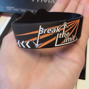 カケリネオリジナルラバーブレス