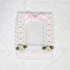 Rose Garden Lace Decorated Trading Card Case