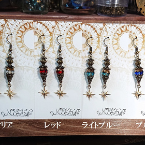 蒼の三日月ランタンと天球儀の歯車スチームパンク ピアス