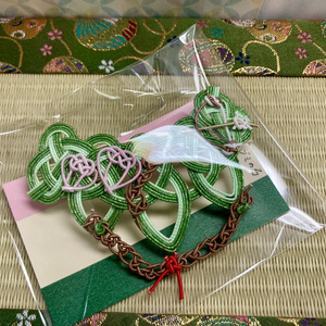 ツインオーブ型カチューシャ - 中央町戦術工芸 - BOOTH