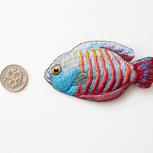 刺繍ブローチ デトロイト:ドワーフグラミー