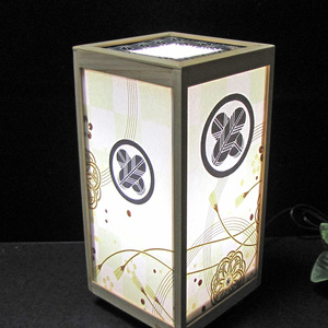 夢明り　家紋の宿り木／丸に違い鷹の羽　LED・桧枠造り・厚上質紙張貼・軽量／04-04
