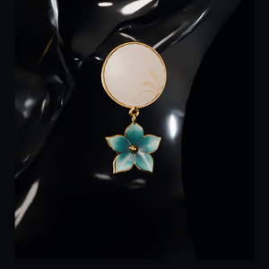 月白 — 花月のピアス