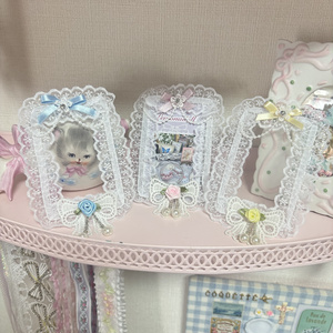 B8 : Lacy Ribbon decocase