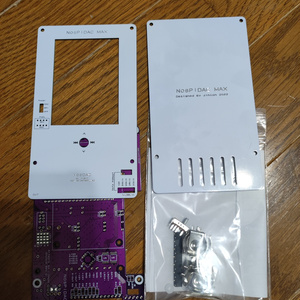 NosPiDAC MAX 白色パネル、紫色基板