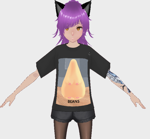 Snail shirt + female with tattoos タトゥーのある女性