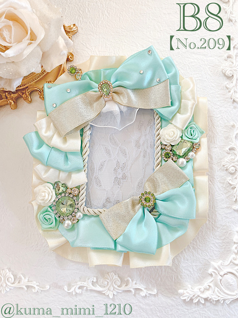 硬質ケース❤︎硬貨ケース❤︎トレカケース❤︎硬化ケース❤︎B8❤︎デコ❤︎ミントグリーン ホワイト ゴールド パール❤︎くまのみみ。🧸❤︎【No.209】❤︎