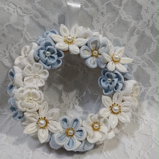 つまみ細工リース　リリー つまみ細工】菱つまみのリース How to make kanzashi petals