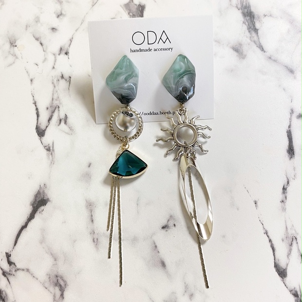 甲斐田晴 モチーフピアス イヤリング - ODA - BOOTH