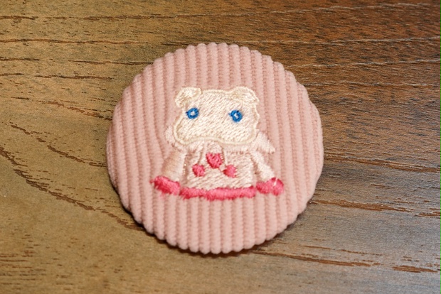 いぬわんたん　ぶたたん　すあだ　缶バッジ ぶたたん刺繍缶バッジ - すあだショップ - BOOTH
