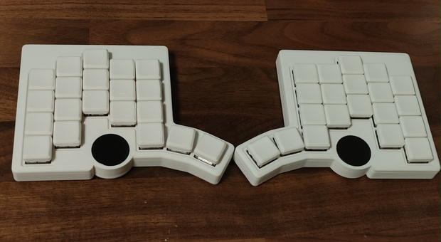 Noctus ZMK 無線ダブルトラックパッドキーボード - sor_mechkeeb - BOOTH