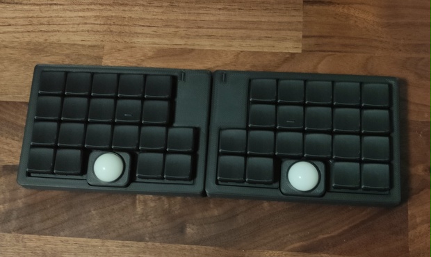 Noctus ZMK 無線ダブルトラックボールキーボード Noctus ZMK 無線ダブルトラックパッドキーボード - sor_mechkeeb - BOOTH