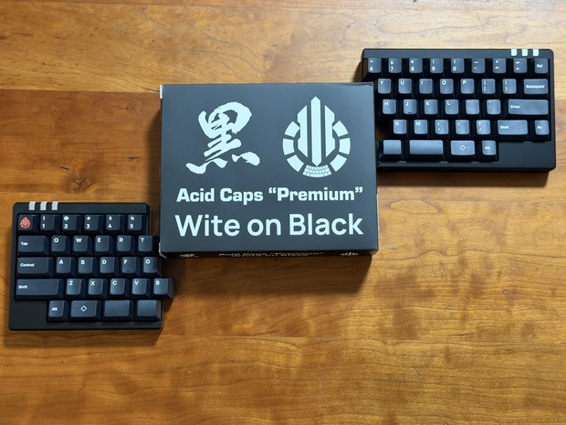 Acid Caps “Premium”」White on Black - 自キ温泉街販売所 - BOOTH