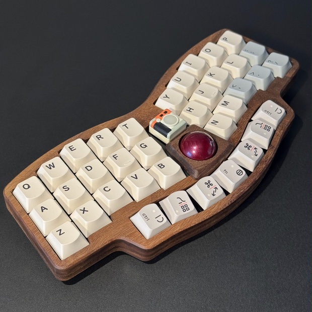 cocot38mini 初版 正規アクリルケース付 cocotkeebs Pre-Order] cocot38mini v2 – cocotkeebs