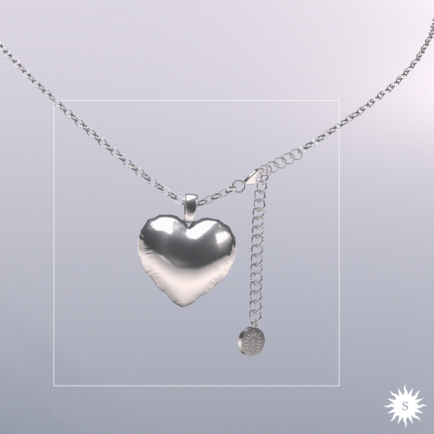 Heart balloon necklace