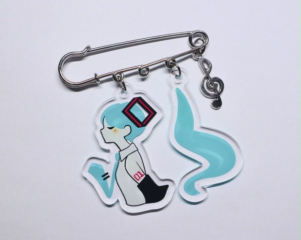 初音ミクアクリルピンブローチ - お魚屋さん - BOOTH