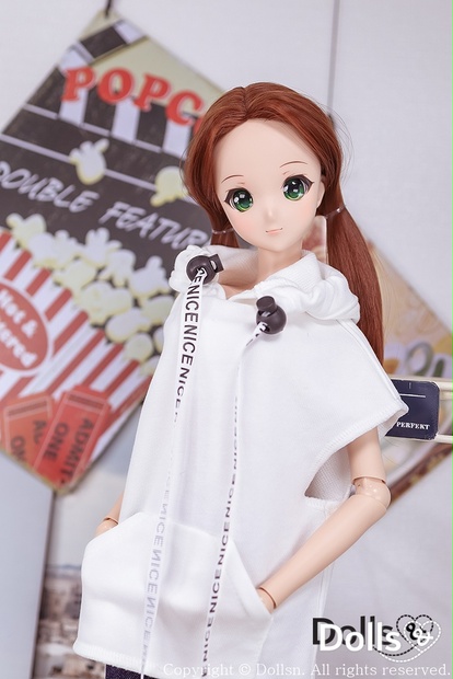 フード付きTシャツ 袖なし ホワイト 1/3 SD - dollsn - BOOTH