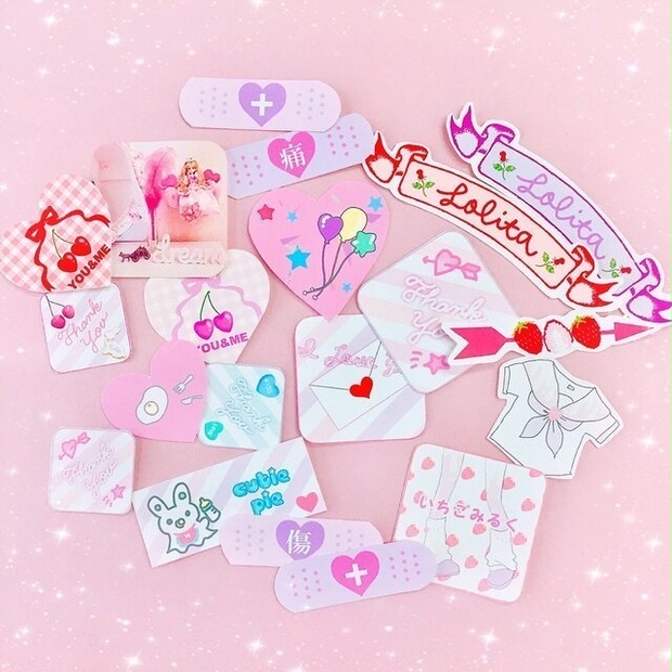 フレークシール ୨୧ *⑅❤︎·̩͙ 繁く