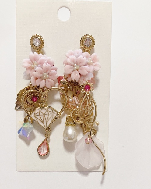 ハンドメイドピアス1240 www.abax-oosa.com