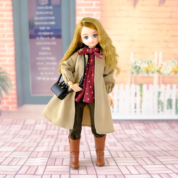 リカちゃん服＊ワンピース風コート（ベージュ）＊ブライス ...