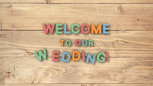 【クレジット表記不要の高解像度版】木製アルファベットパズルの「Welcome to Our Wedding!」【カラフル】[High-res version with no attribution required] Colorful Wooden Alphabet Puzzle in Stop Motion