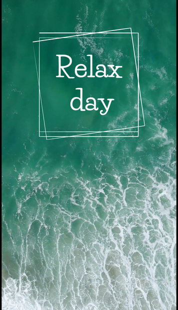 【縦動画】エメラルドグリーンの海と波打ち際の俯瞰映像 / 癒やし・リラックス・Relax dayテキスト入り